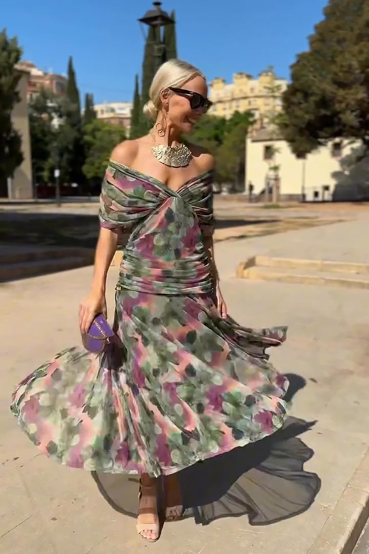 Monica | Vestido Maxi de Flores Fantásticas con Escote en V