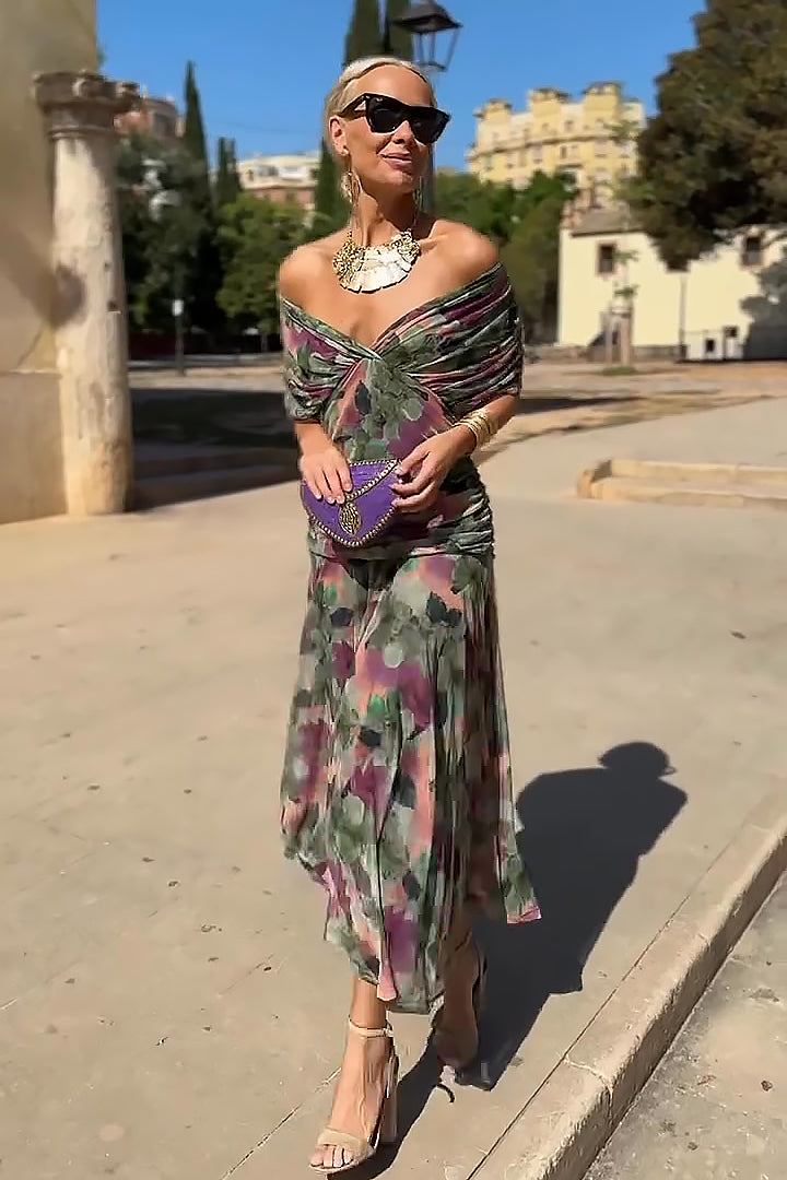 Monica | Vestido Maxi de Flores Fantásticas con Escote en V