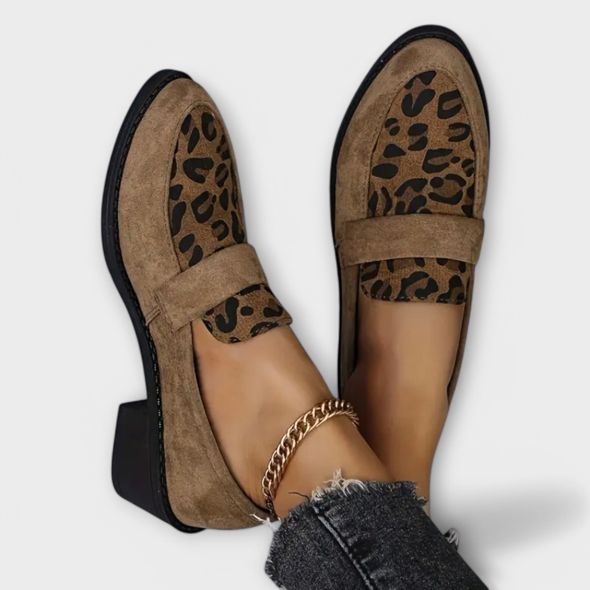 Karla - Elegantes zapatos de mujer con estampado de leopardo