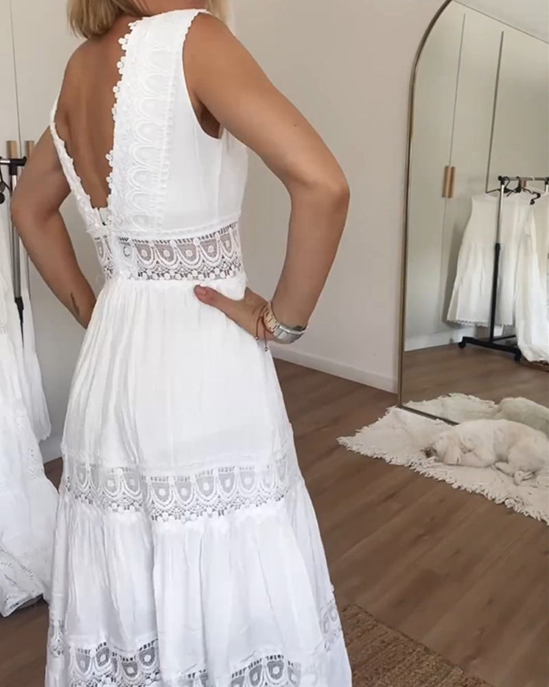 Amani | Elegante Vestido Midi de Encaje con Escote en V
