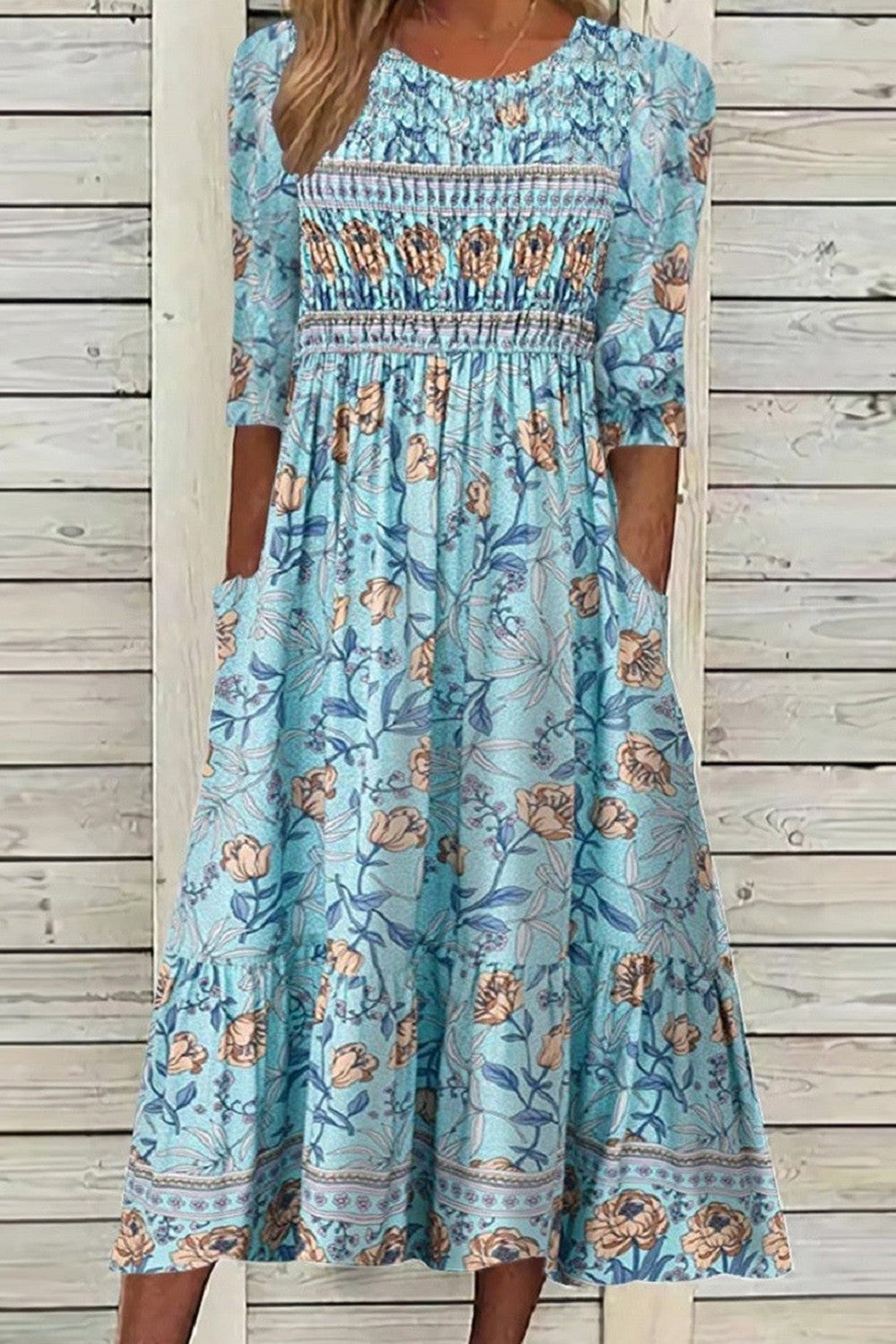 Hazel | Vestido de Pétalos Fluidos con Cobertura para el Abdomen