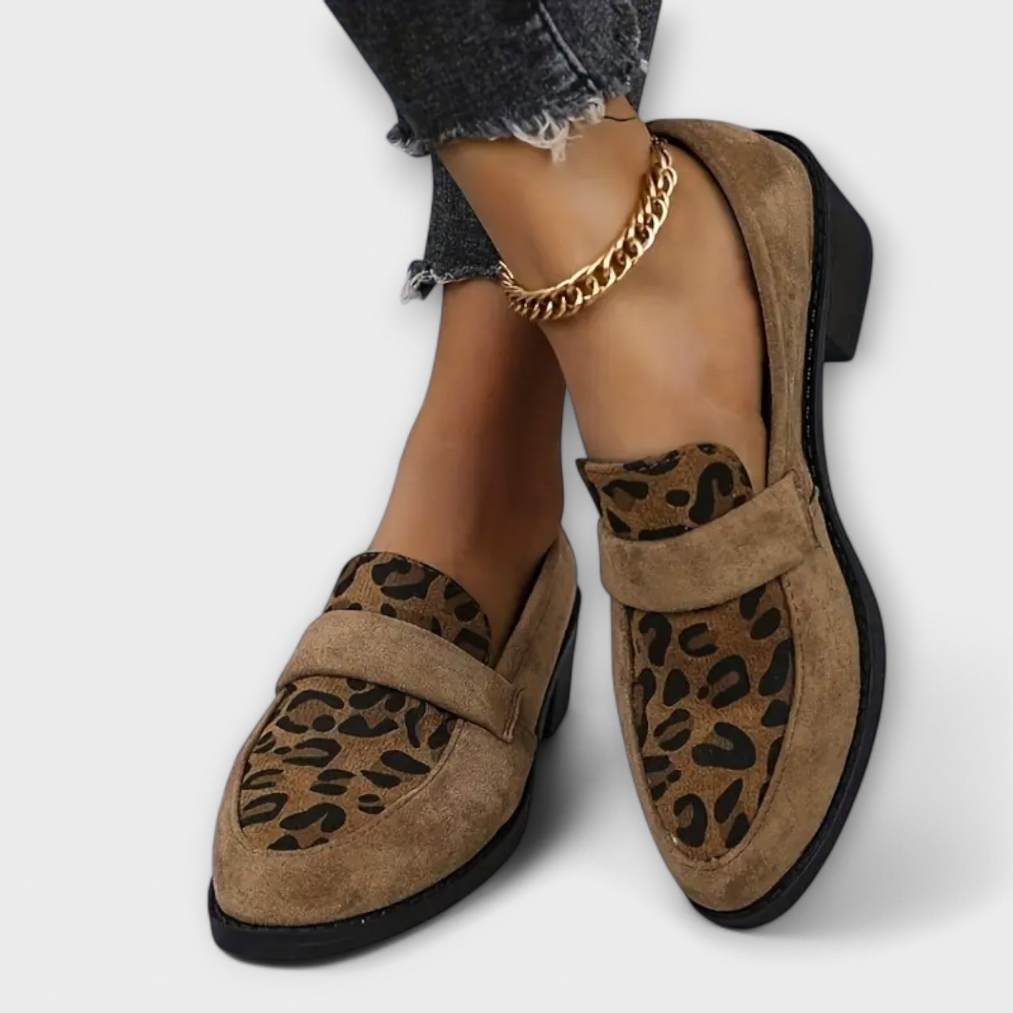 Karla - Elegantes zapatos de mujer con estampado de leopardo