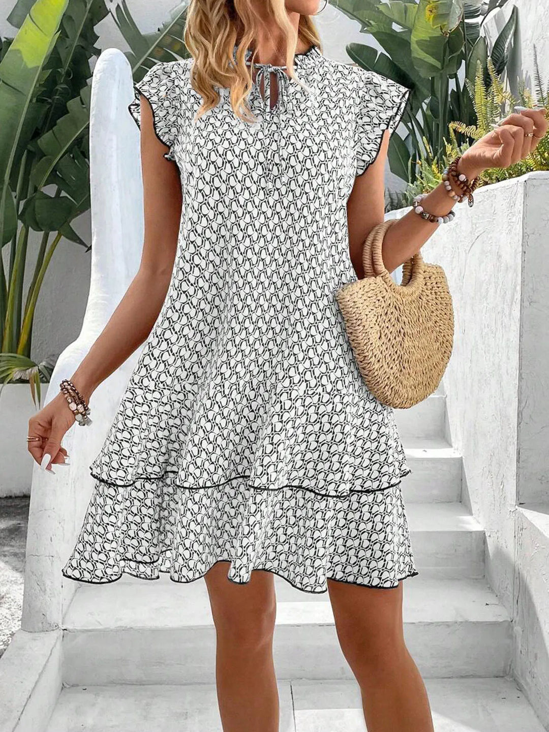 Evelyn | Vestido Floral Elegante con Cobertura para el Abdomen
