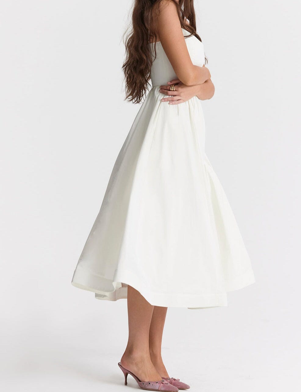 Paige | Vestido Elegante con Detalles de Falda